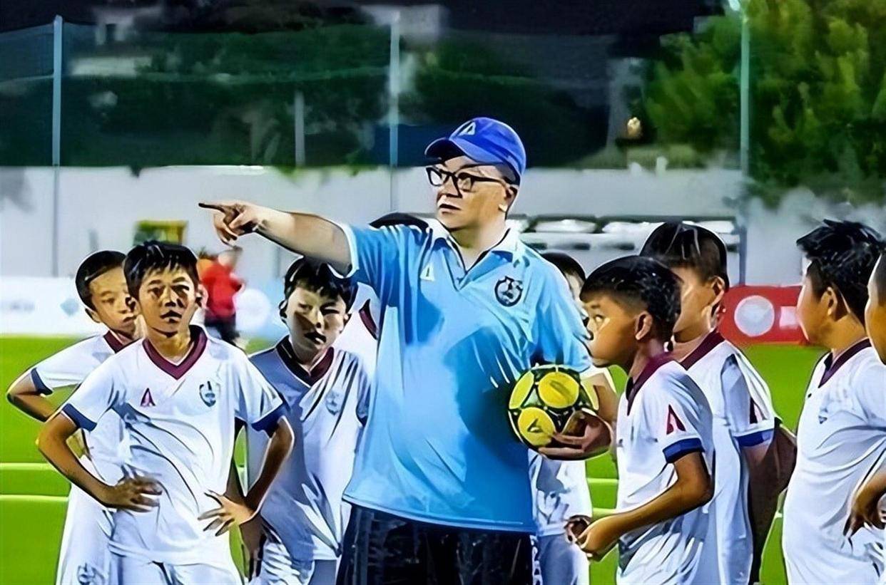 罗马诺：马尤卢与巴黎续约至2031年